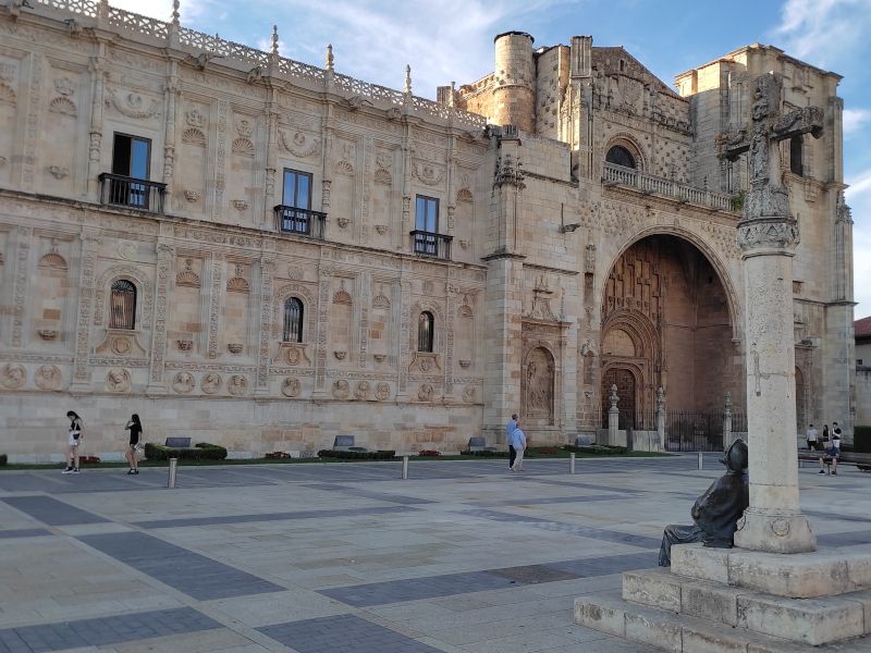 San Marcos en León-2